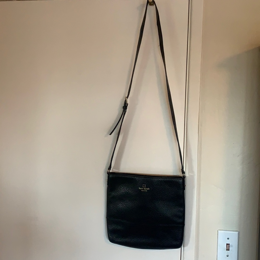 Black crossbody purse